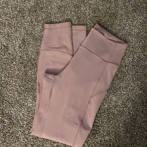 Lululemon In Movement Tight 25"